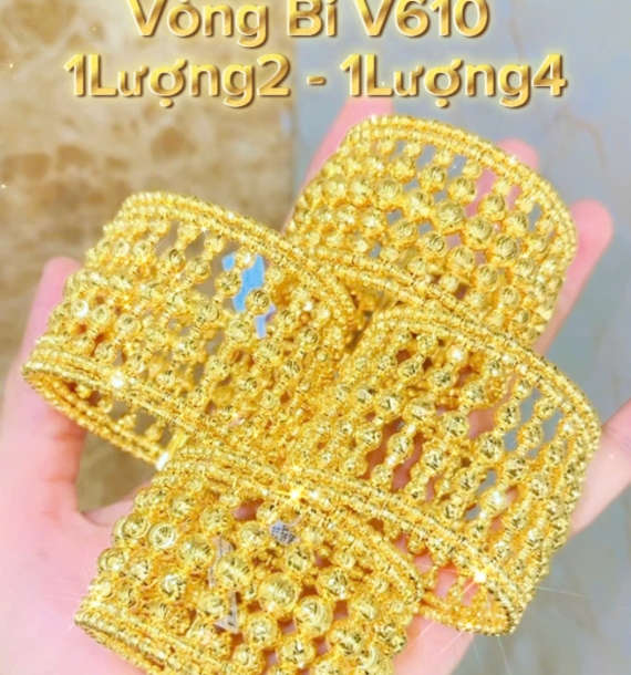 Vòng vàng 610 - 1